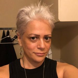 Meet your Posher, Sonia